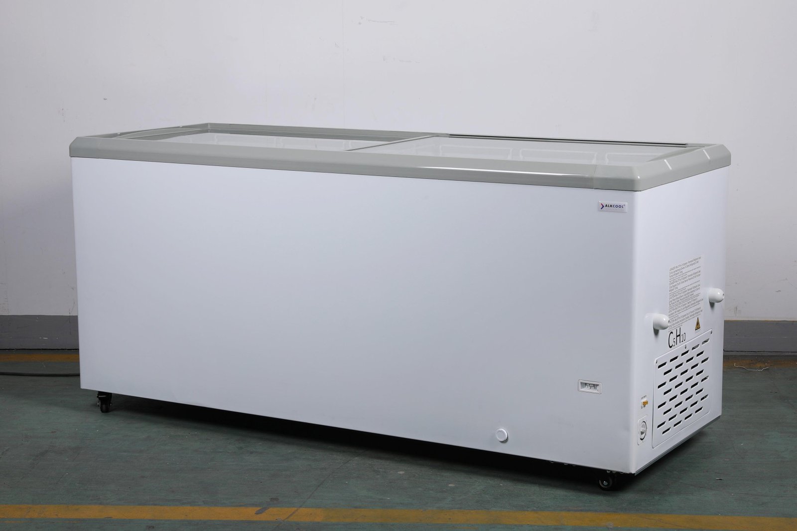 FDF23CF 71'' Width Horizontal Display Island Freezer - Nafcool™ Commercial Freezer Icecream, frozen food, Ice bag and Gelato - Image 4