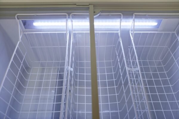 FDF12.4CF 41'' Width Horizontal Display Island Freezer - Nafcool™ Commercial Freezer Icecream, frozen food, Ice bag - Image 14