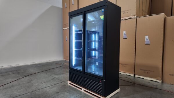 Visual Two Section Display Freezer w/ Swing Door SGDF40N- Bottom Mount Compressor, no wheels, Black, 115v with Hydrocarbon Refrigerant - Image 8