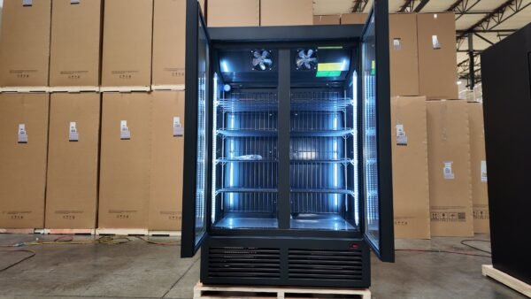 Visual Two Section Display Freezer w/ Swing Door SGDF40N- Bottom Mount Compressor, no wheels, Black, 115v with Hydrocarbon Refrigerant - Image 10